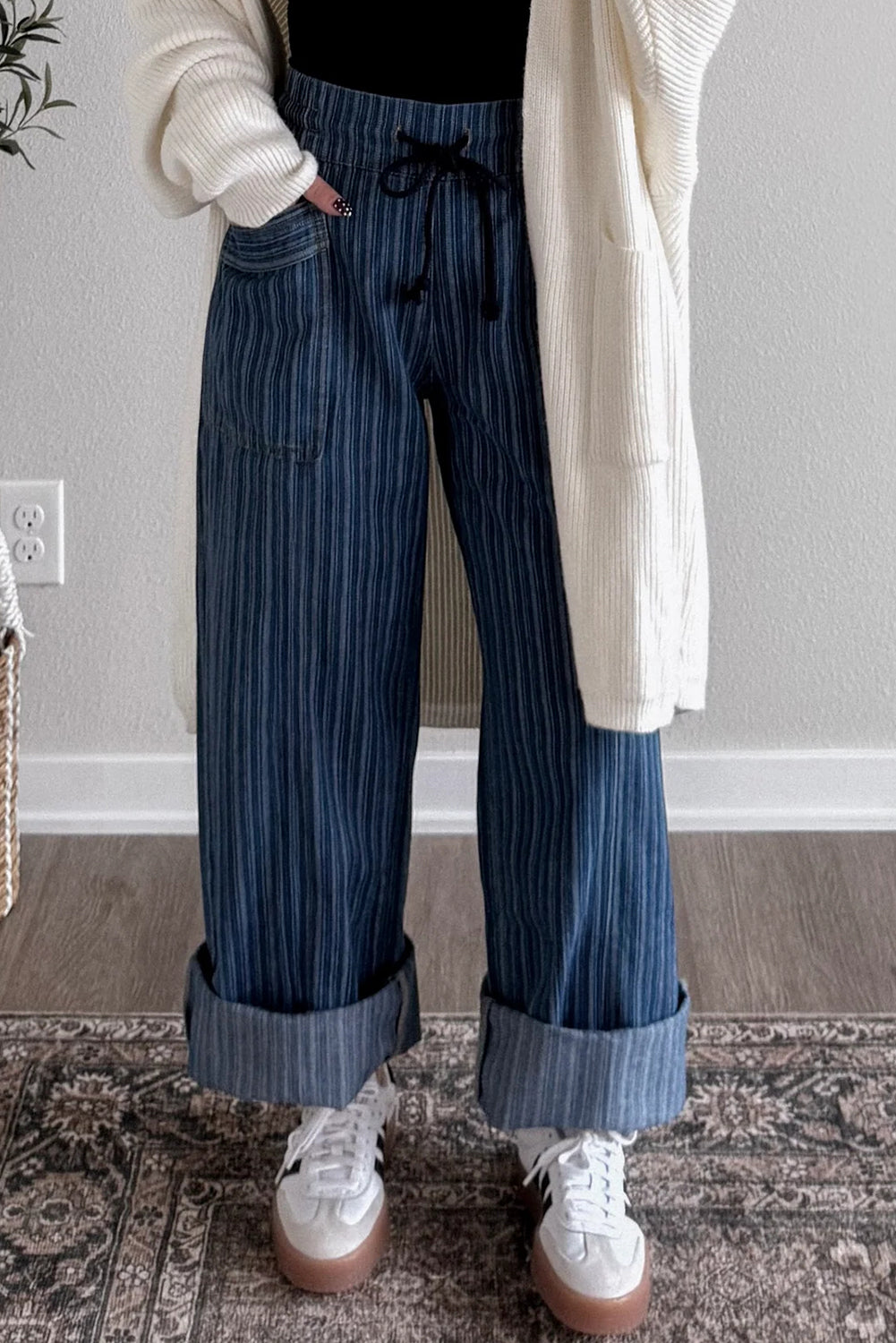 Stripe Contrasted Drawstring Pocketed Loose Jeans - eAura