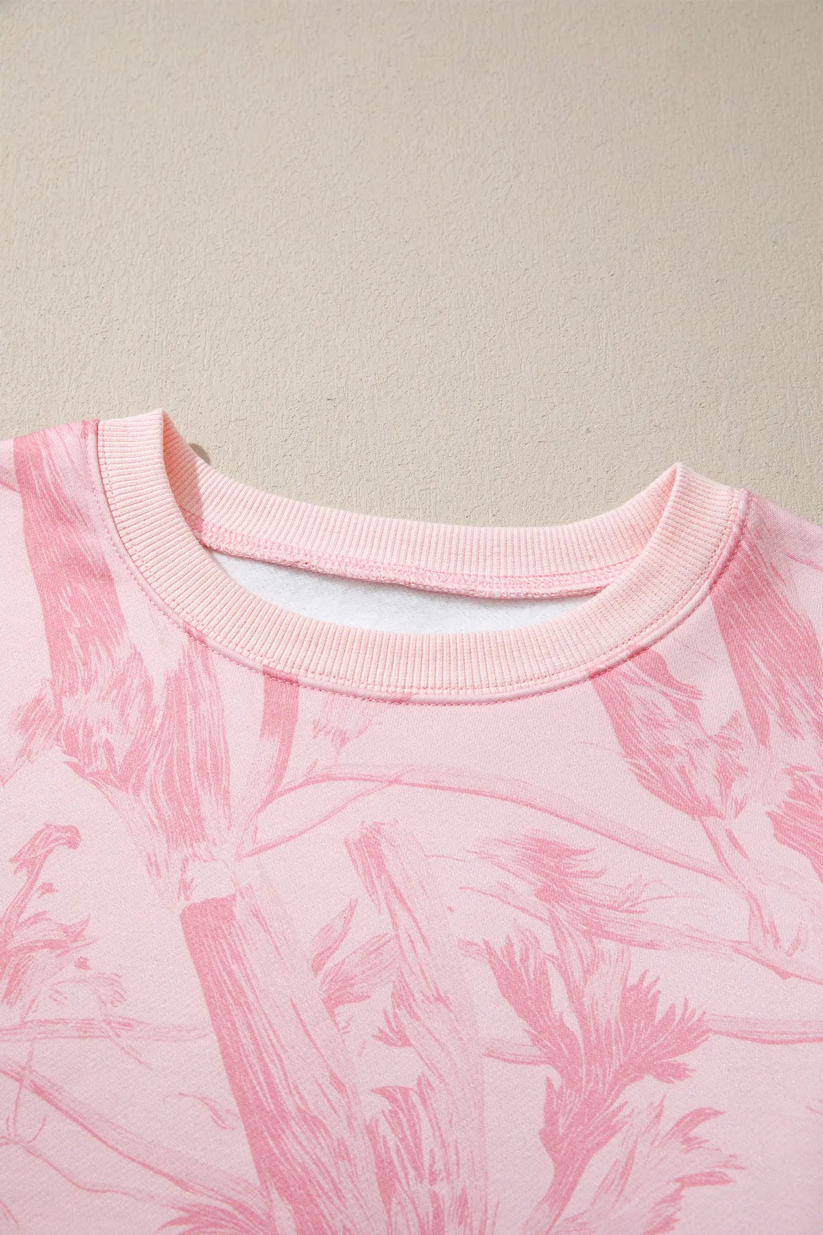Abstract Print Ribbed Crewneck Long Sleeve Top Elastic Waist Short Set – Pink