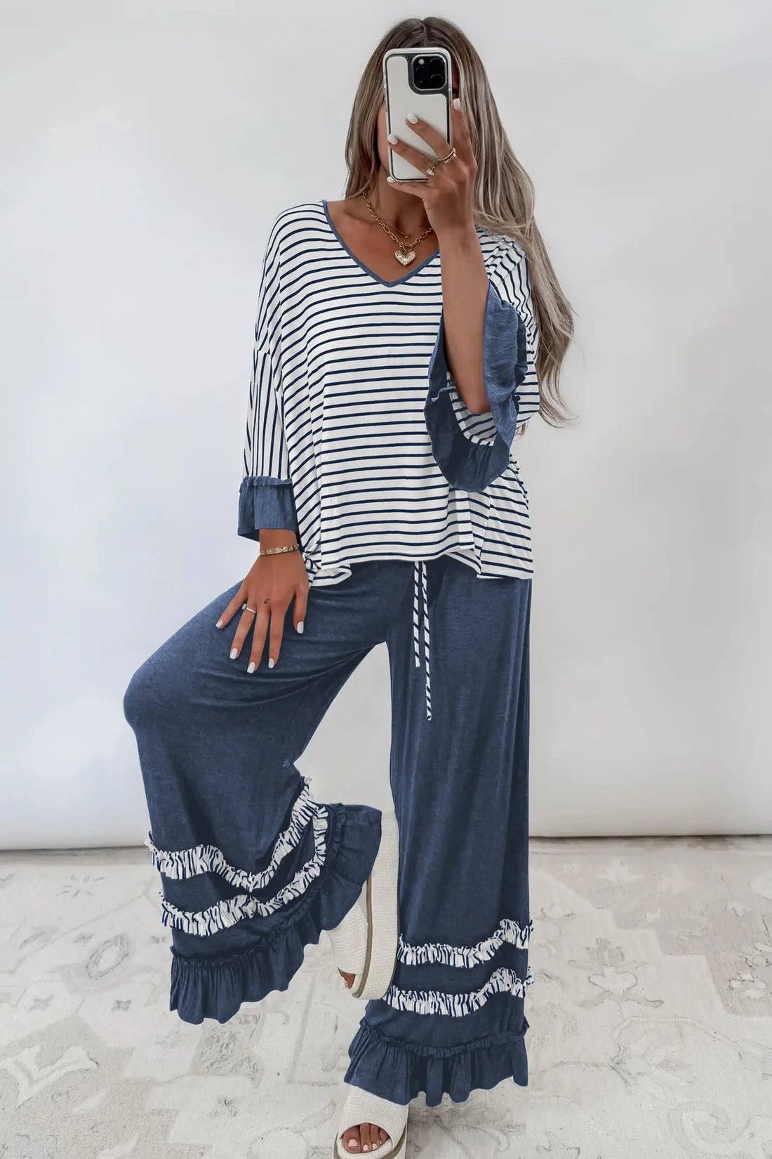 V Neck Ruffle Contrast Sleeve Top Drawstring Pants 2pcs Set