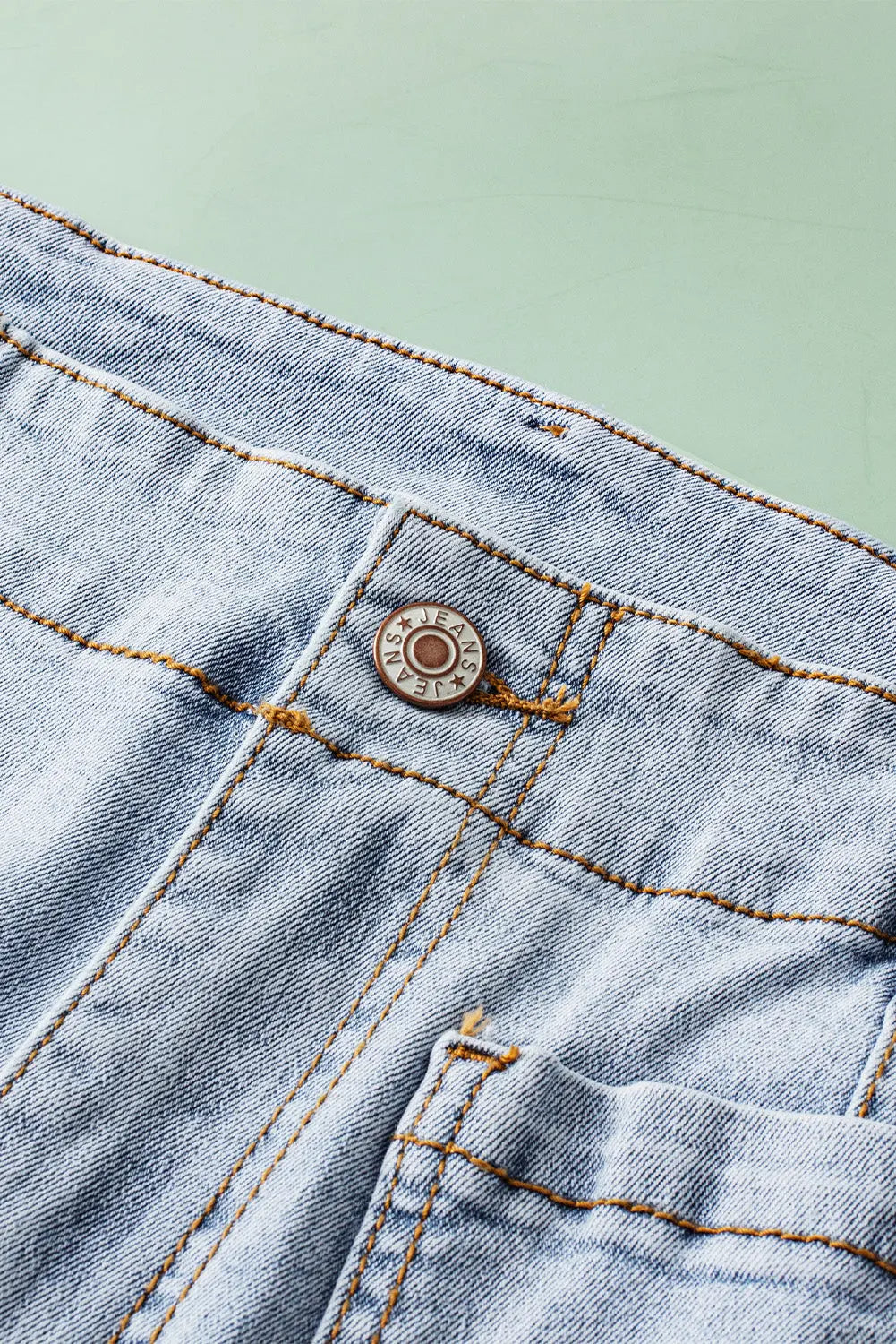 Beau Blue Acid Wash Contrast Edge Pocketed Cropped Jeans eAura