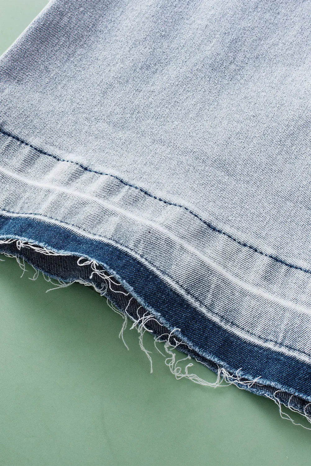 Beau Blue Acid Wash Contrast Edge Pocketed Cropped Jeans eAura