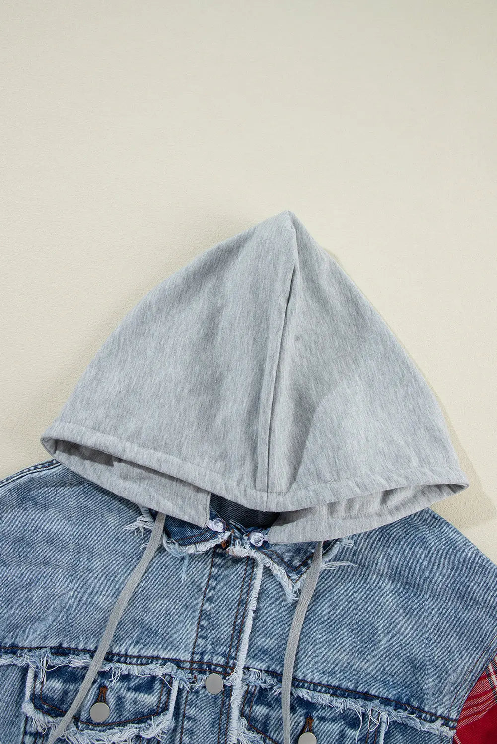 Beau Blue Plaid Print Patchwork Hooded Raw Hem Denim Jacket - eAura