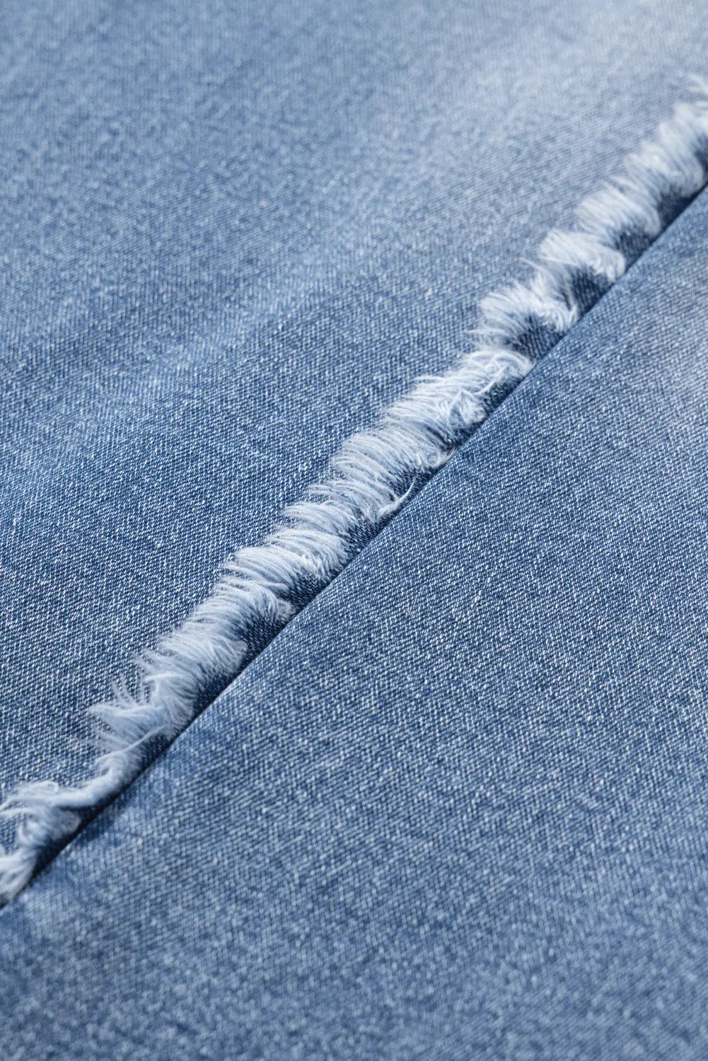 Beau Blue Vintage Stitching Raw Hem Flared Jeans Beagle Boutique Fashion Outlet
