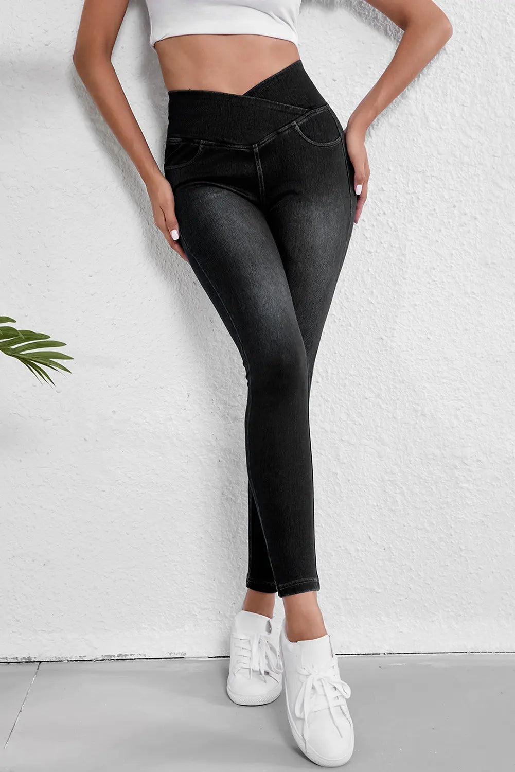 Black Arched Waist Stretchy Slim Fit Jeggings eAura