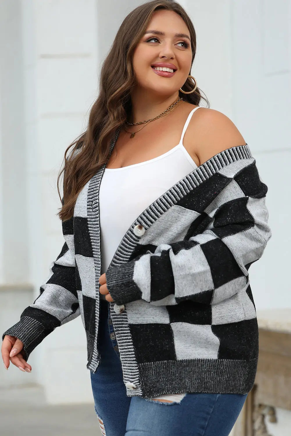 Black Checkered Drop Shoulder Buttoned V Neck Cardigan eAura