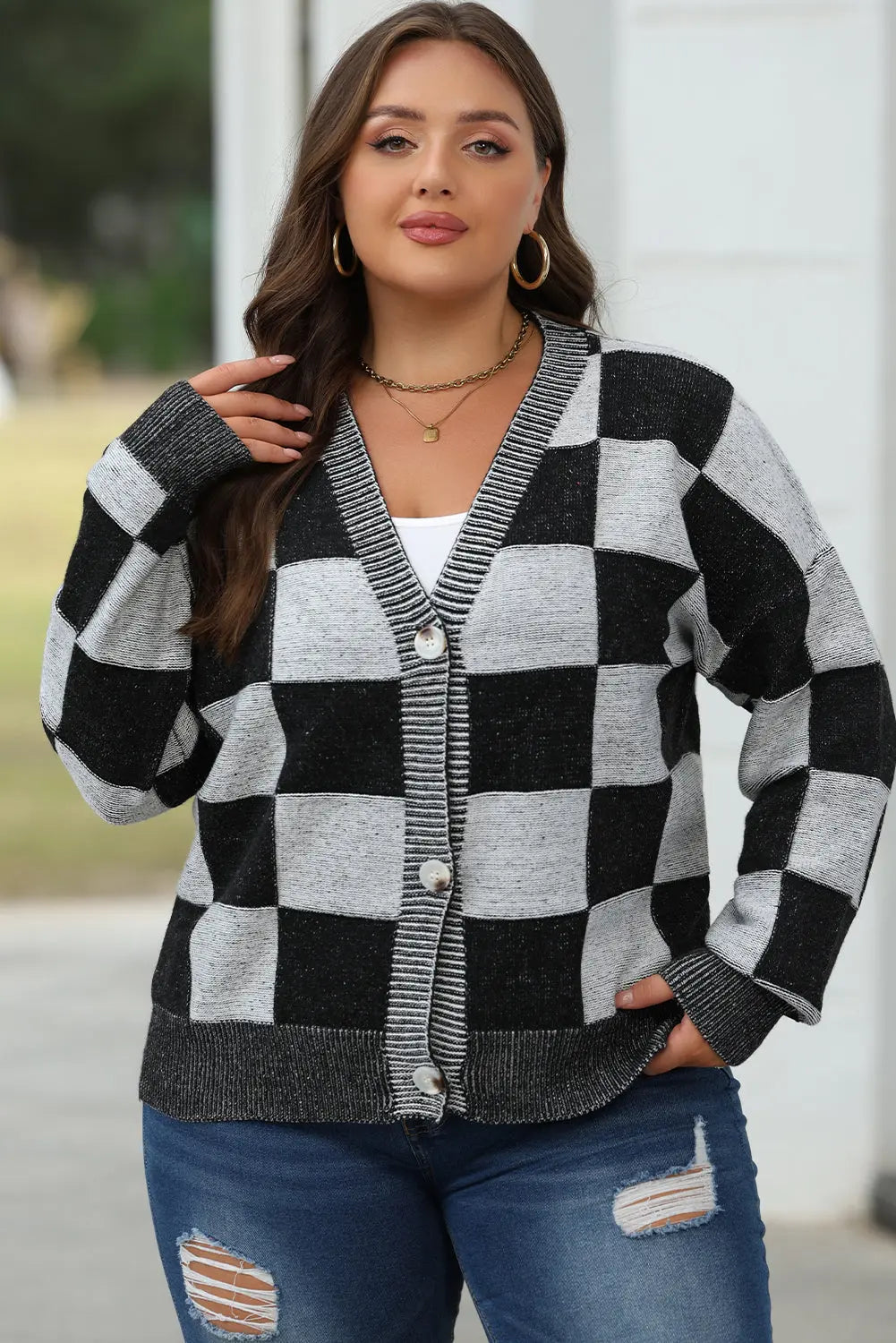 Black Checkered Drop Shoulder Buttoned V Neck Cardigan eAura