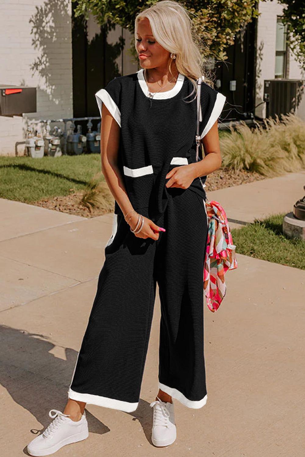 Black Colour Block Pocketed T Shirt and Wide Leg Trousers Set - Two Piece Sets/Pant Sets