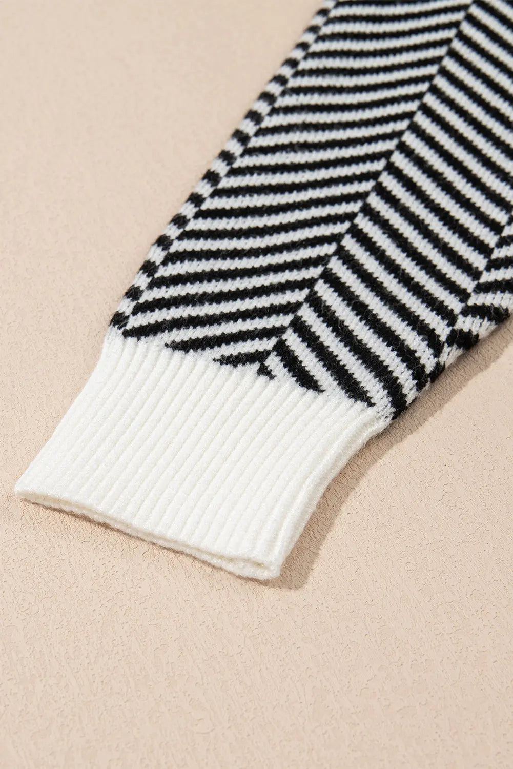 Black Contrast Edge Crew Neck Drop Shoulder Sweater - eAura