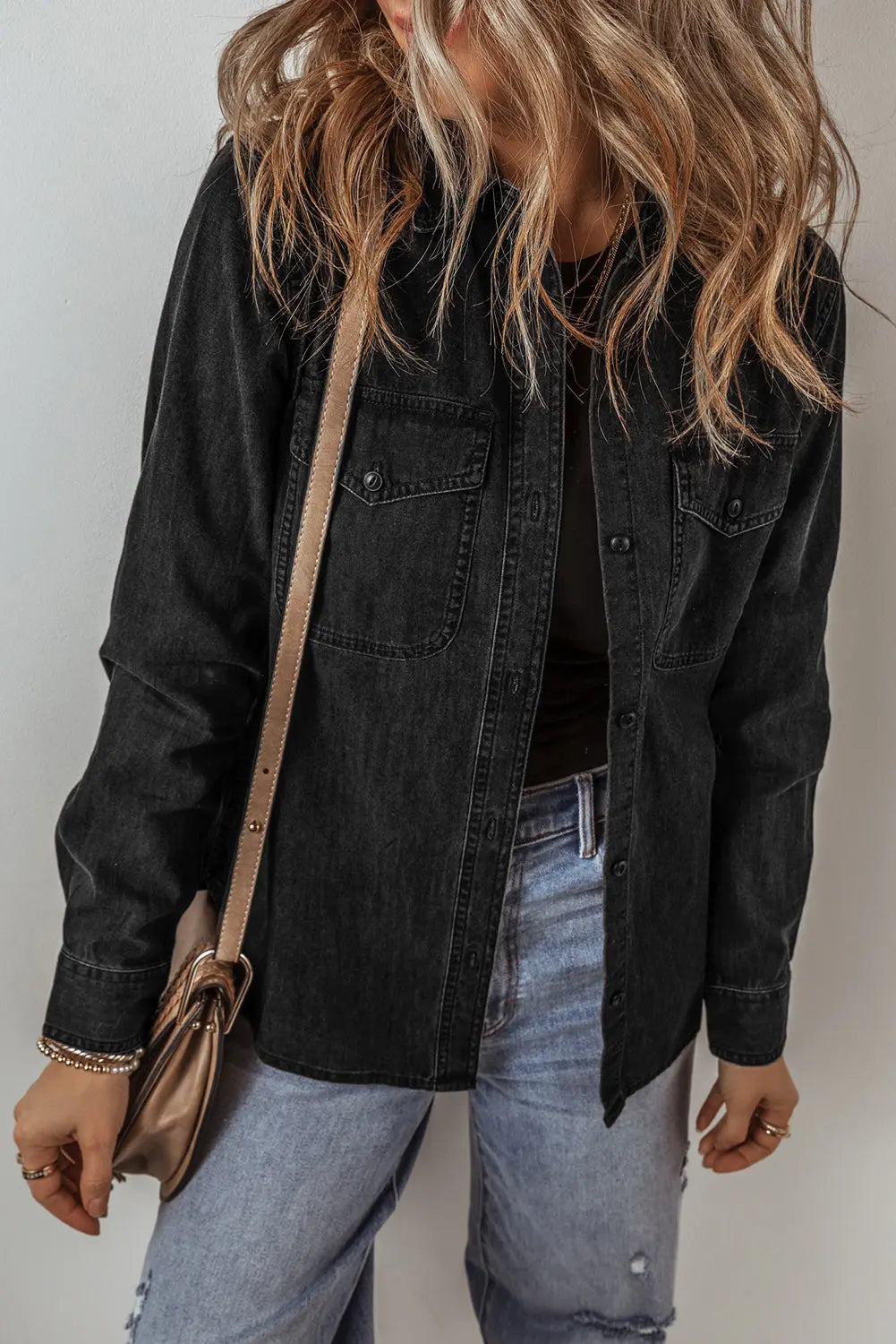 Black Flap Pocket Buttons Collared Jean Jacket eAura