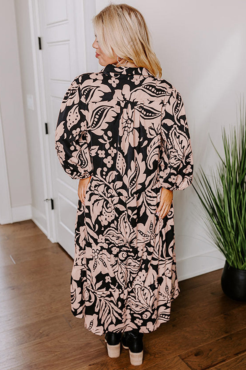 Black Plus Size Floral Printed Puff Sleeve Collared Maxi Dress - eAura
