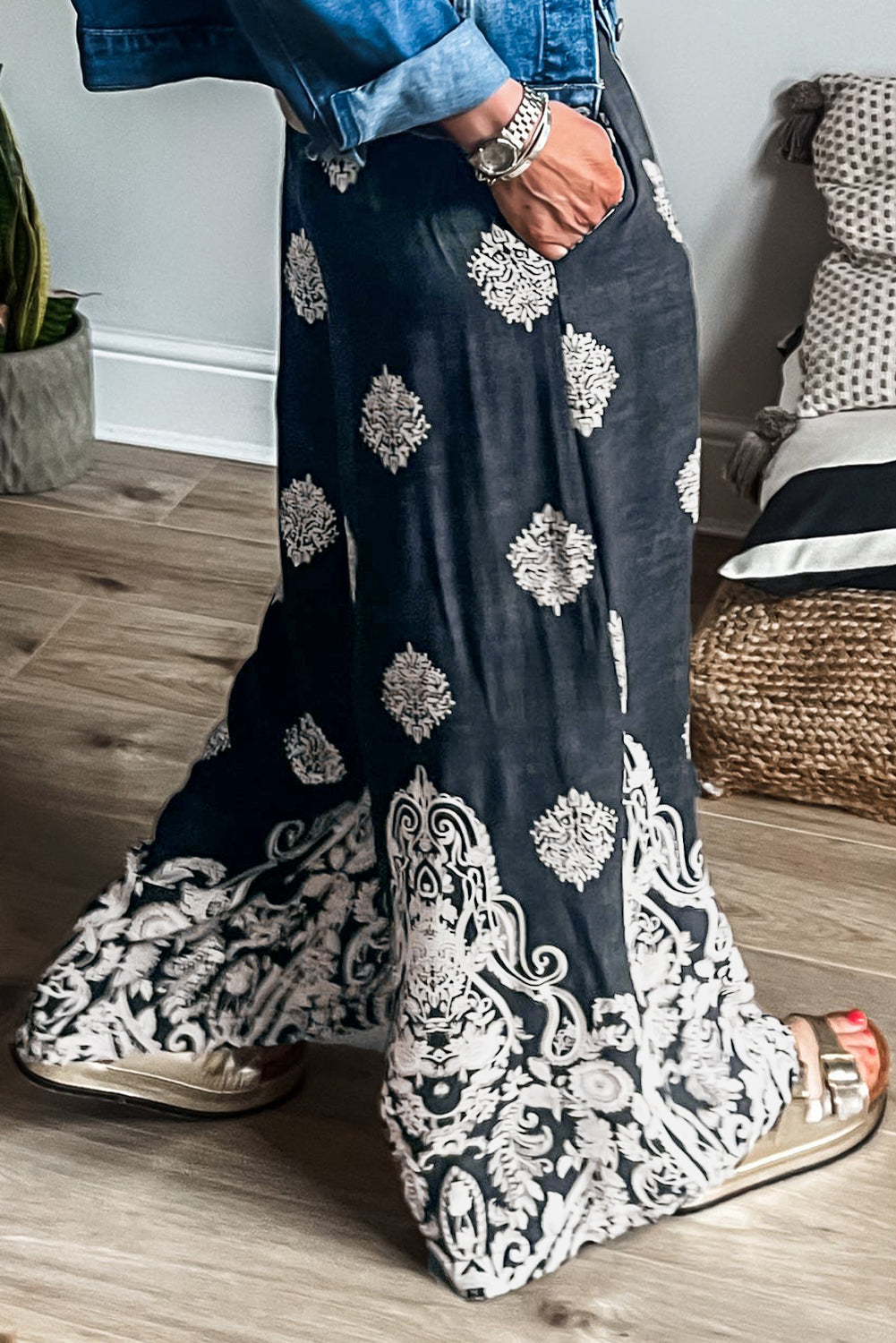 Black Plus Size Geometric Ethnic Print Drawstring Wide Leg Trousers - eAura