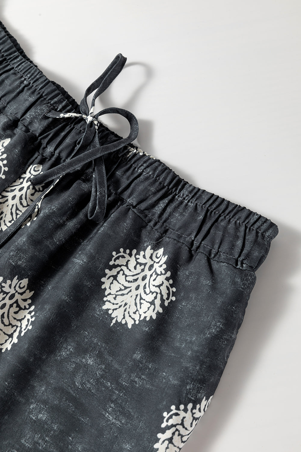 Black Plus Size Geometric Ethnic Print Drawstring Wide Leg Trousers - Size/Plus Bottoms
