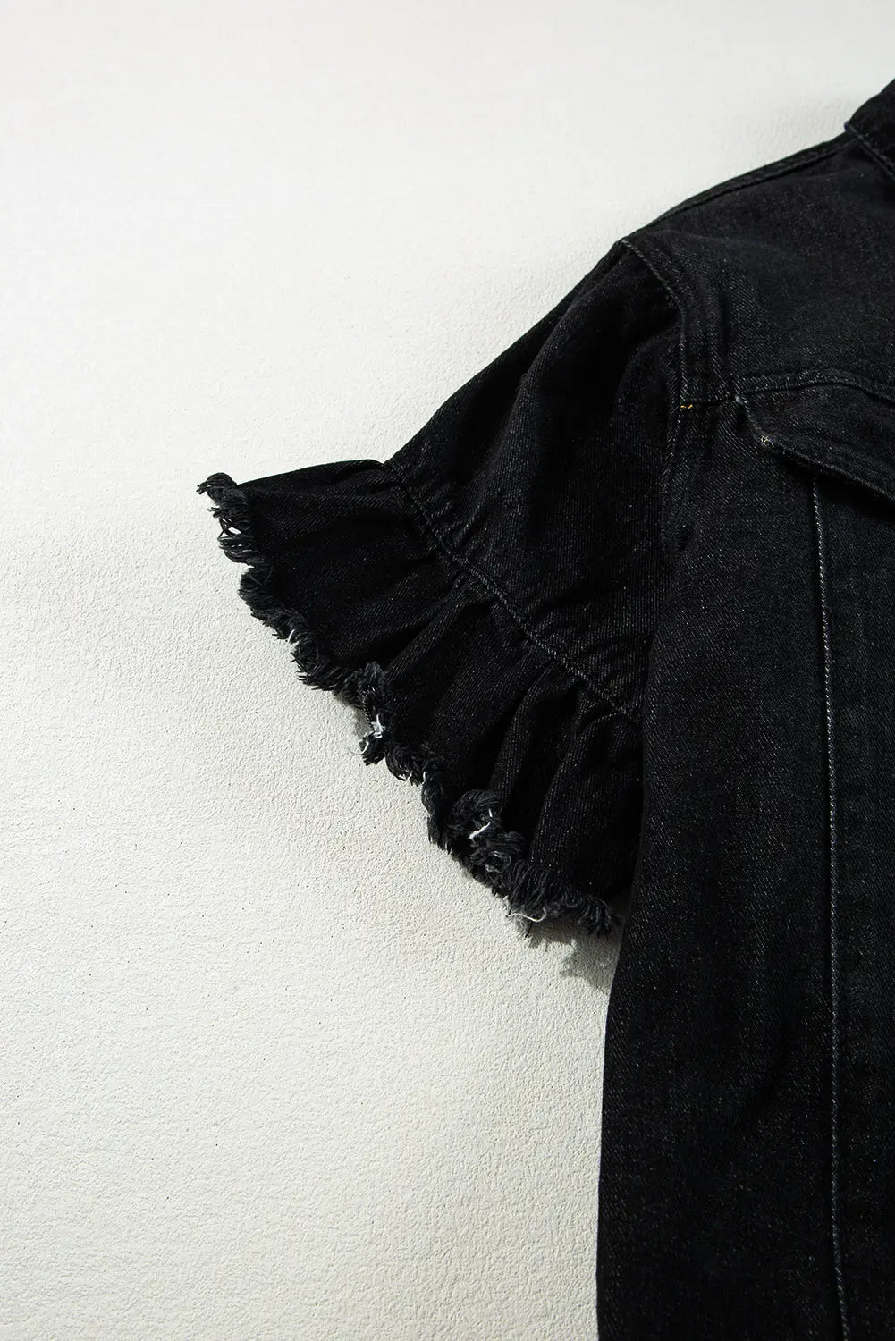 Black Raw Edge Ruffled Short Sleeve Denim Jacket - eAura
