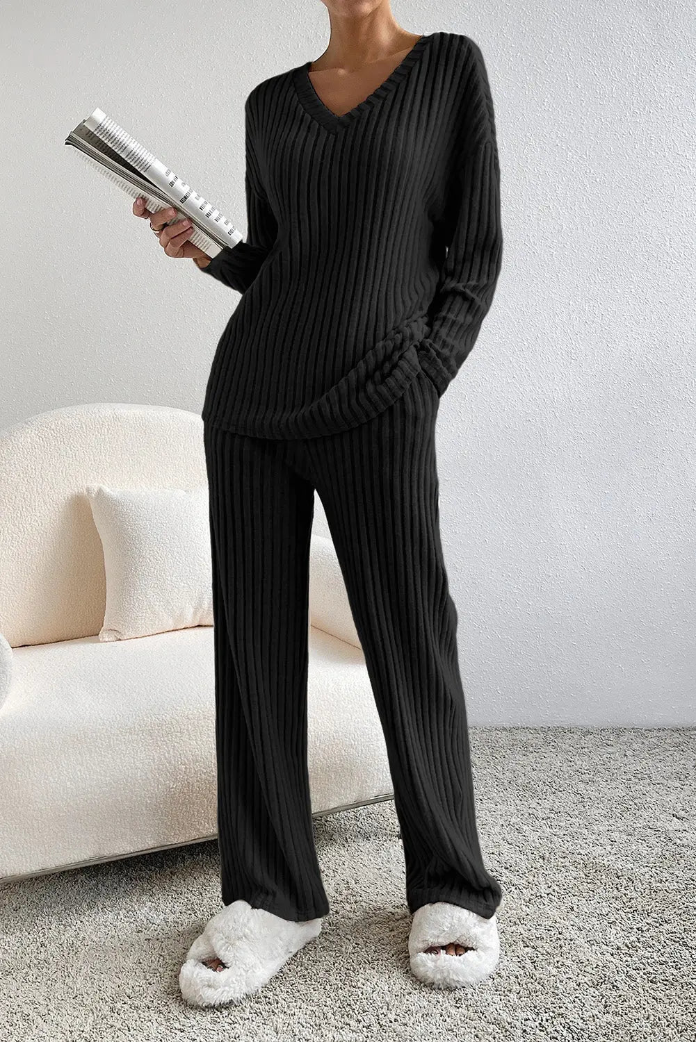 Black Ribbed Knit V Neck Slouchy Two-piece Outfit eAura