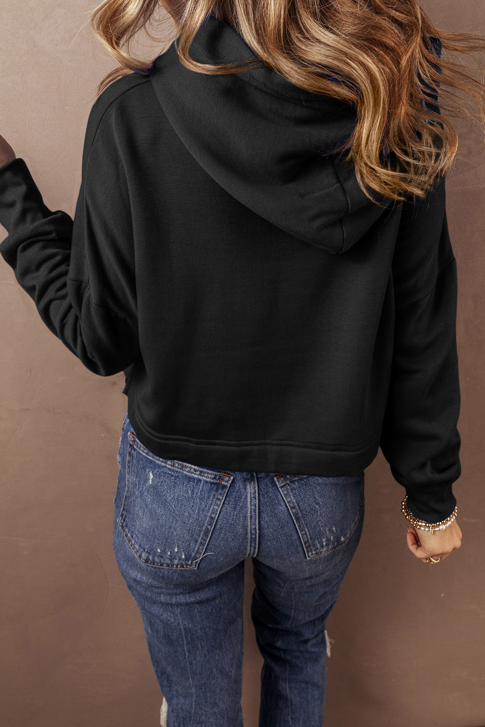 Black Solid Drop Shoulder Drawstring Cropped Hoodie - eAura