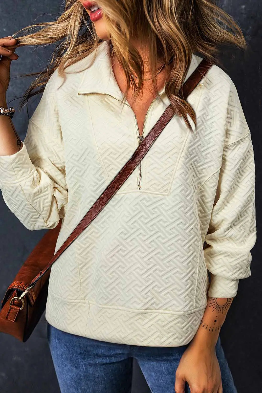Black Solid Textured Half Zipper Collared Sweatshirt Beagle Boutique Fashion Outlet