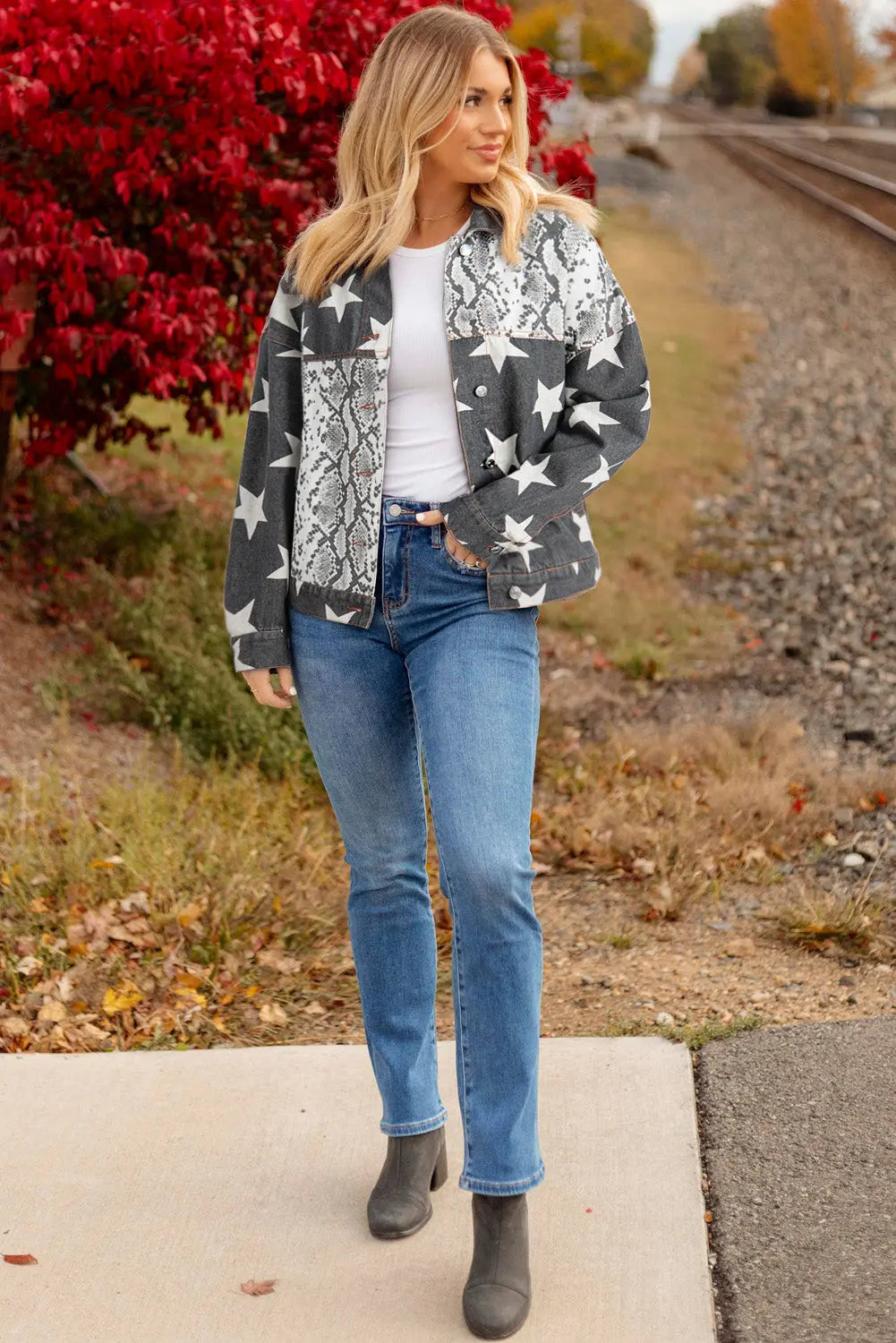 Black Star Snakeskin Printed Patchwork Denim Jacket - eAura