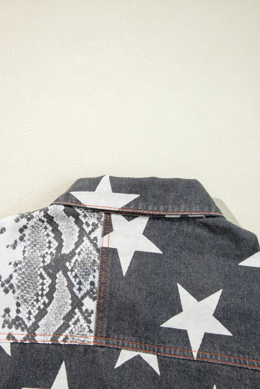 Black Star Snakeskin Printed Patchwork Denim Jacket - eAura