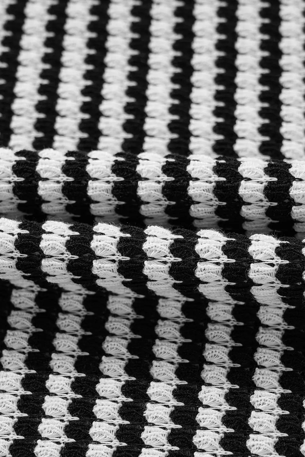 Black Stripe Drop Shoulder Puff Long Sleeve O Neck Plus Size T Shirt - eAura