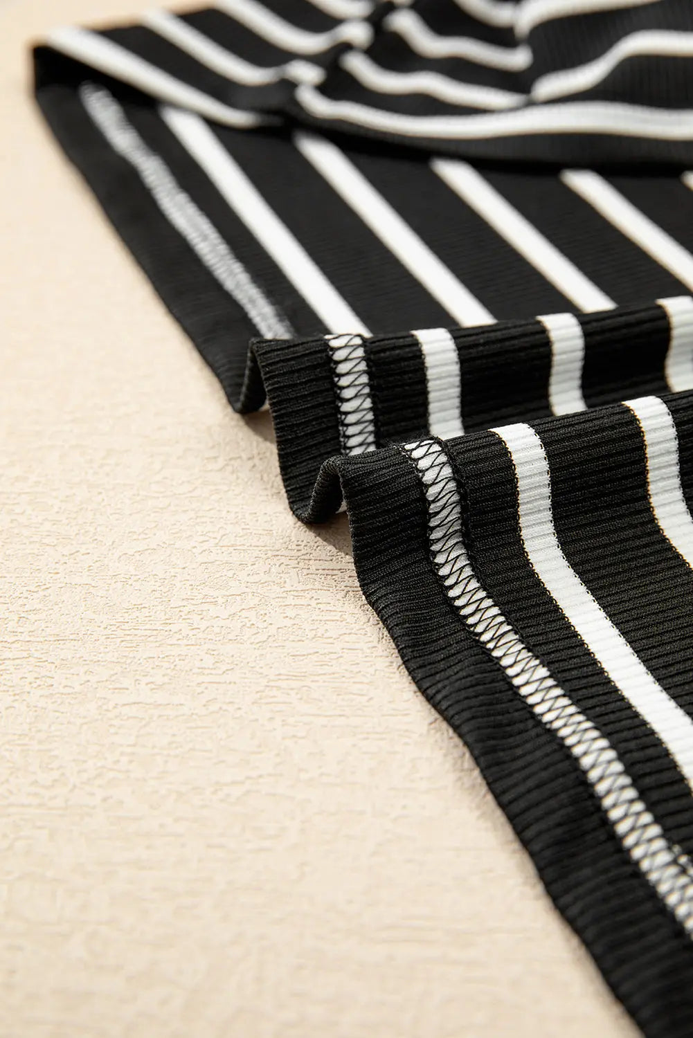 Black Striped Patchwork Loose Long Sleeve Tee Beagle Boutique Fashion Outlet