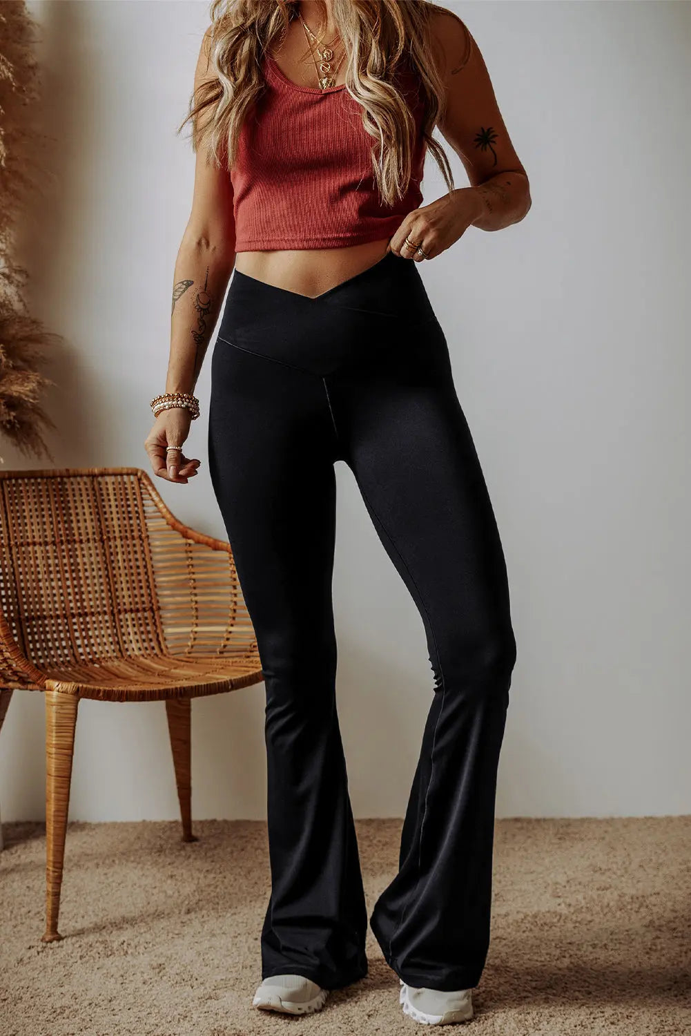 Black V Shape High Waist Flared Leggings eAura