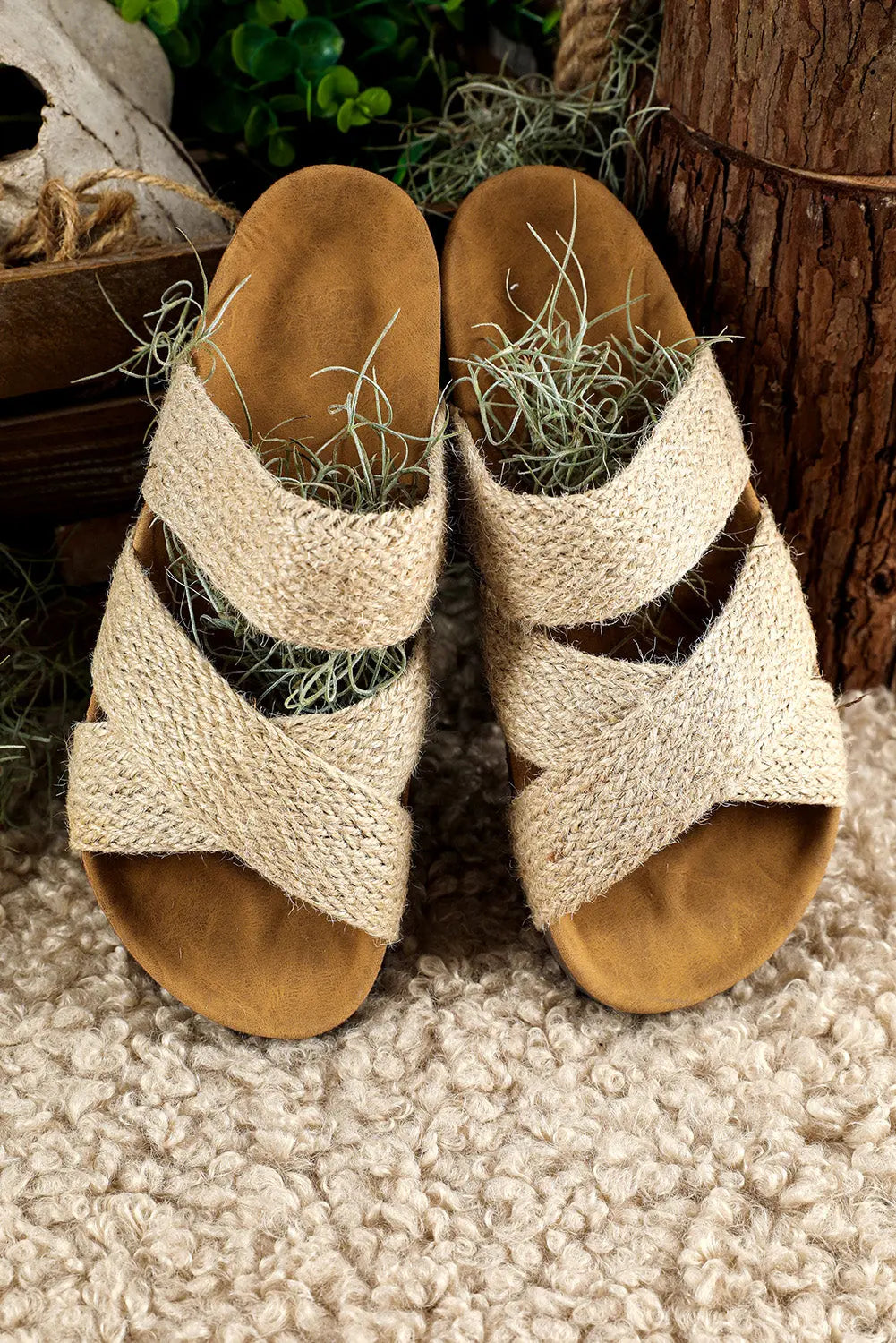 Black Woven Criss Cross Strap Platform Slides Sandals - eAura