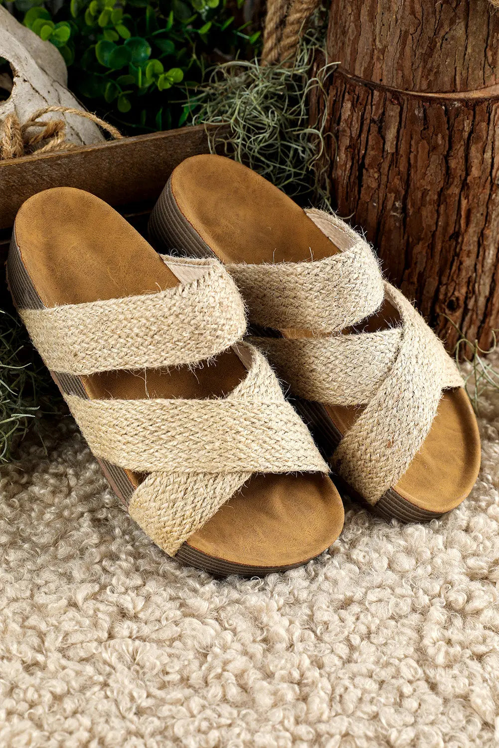 Black Woven Criss Cross Strap Platform Slides Sandals - eAura