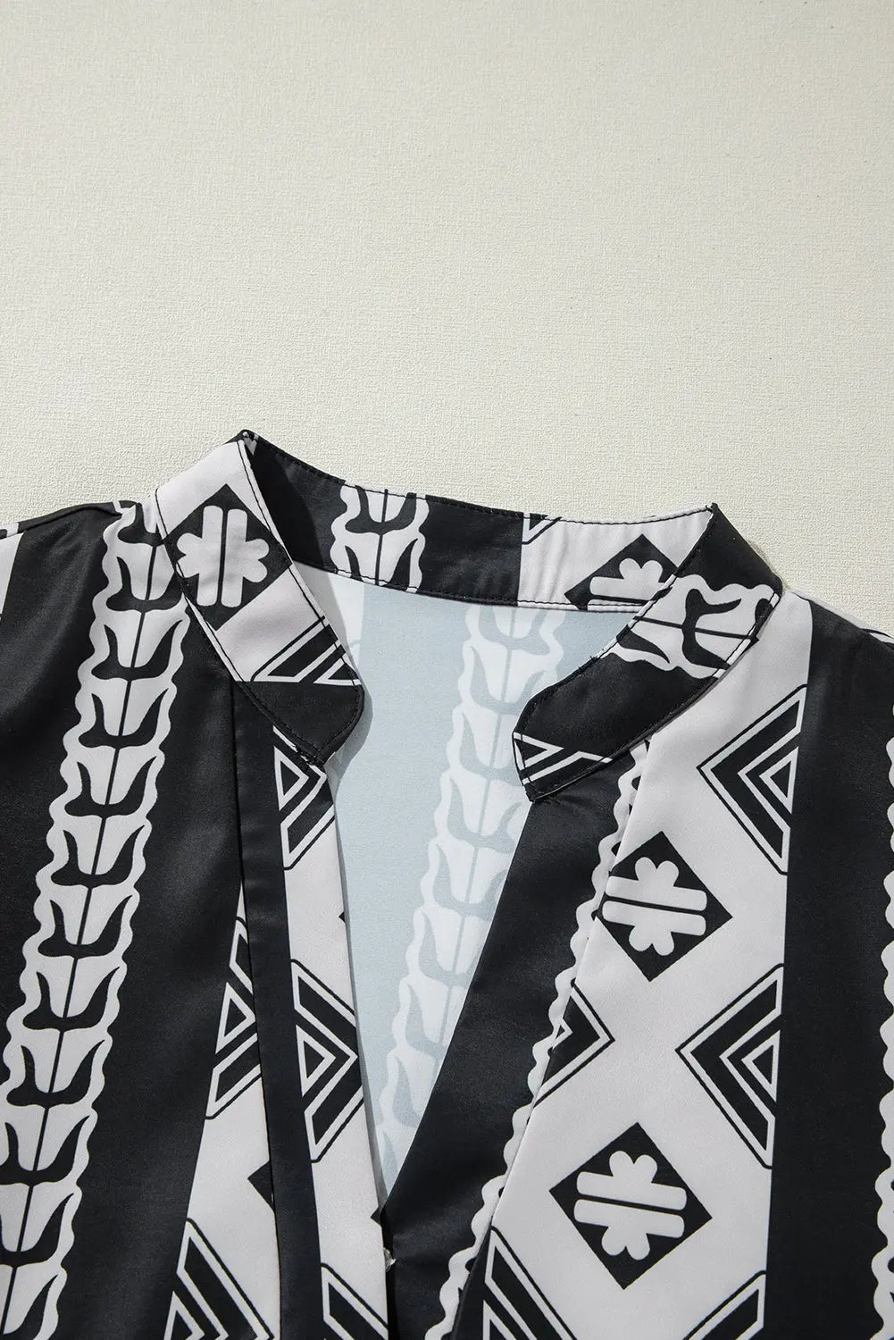 Blue Geometric Print V Neck Ruffled Dress Beagle Boutique Fashion Outlet