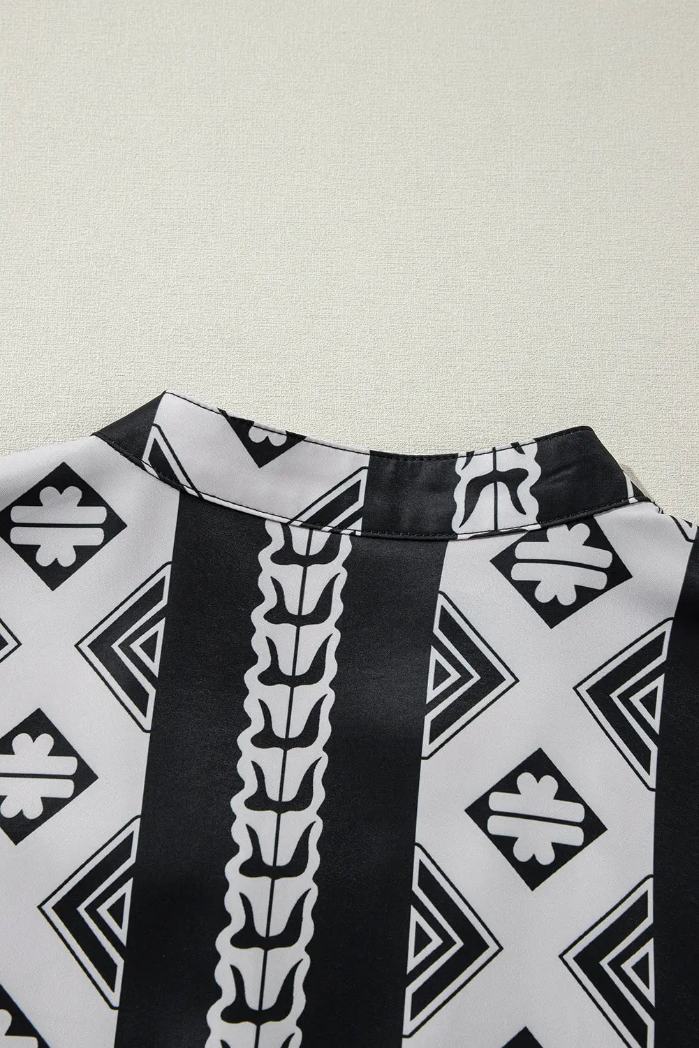 Blue Geometric Print V Neck Ruffled Dress Beagle Boutique Fashion Outlet
