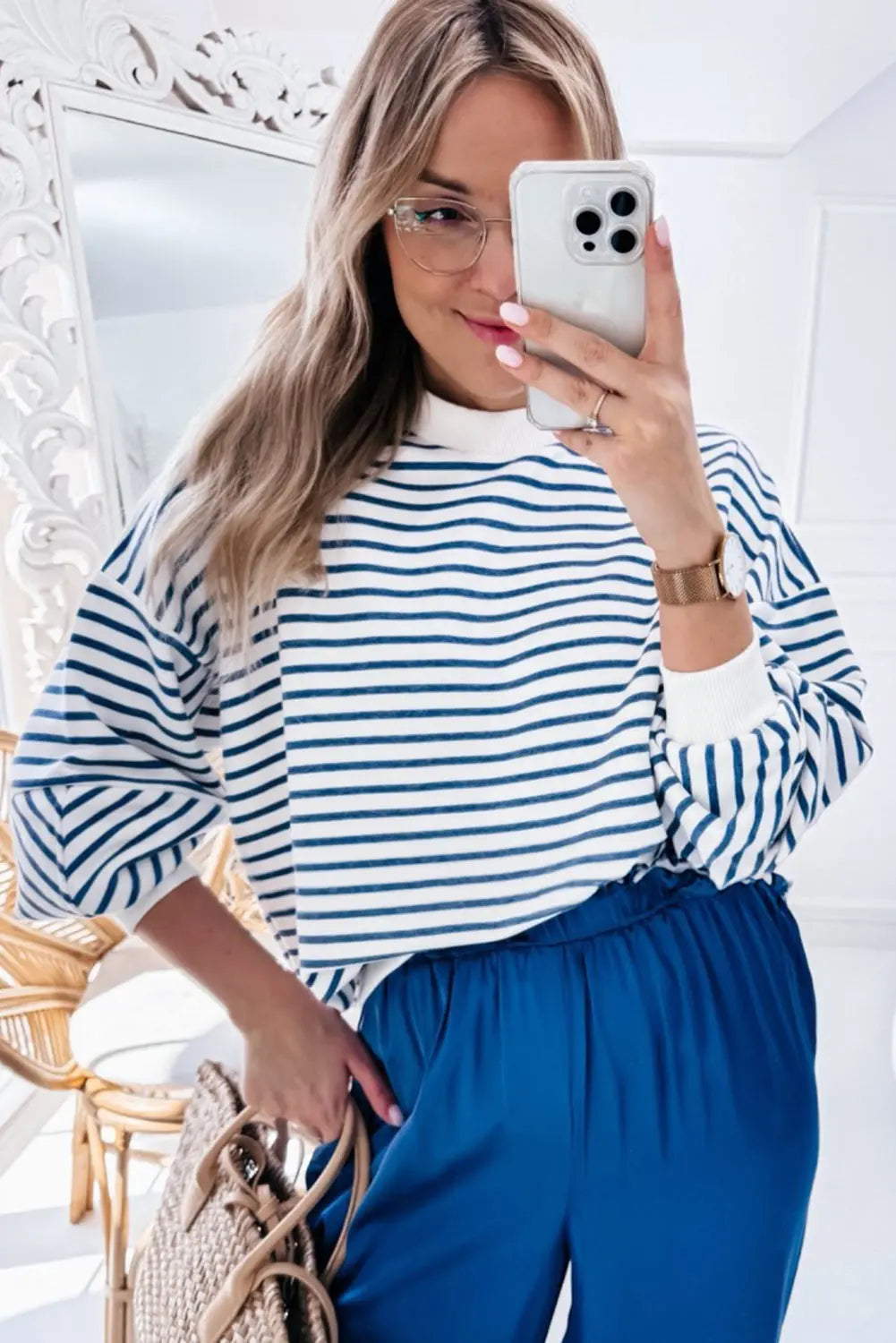 Blue Stripe Drop Shoulder Crew Neck Loose Sweatshirt Beagle Boutique Fashion Outlet