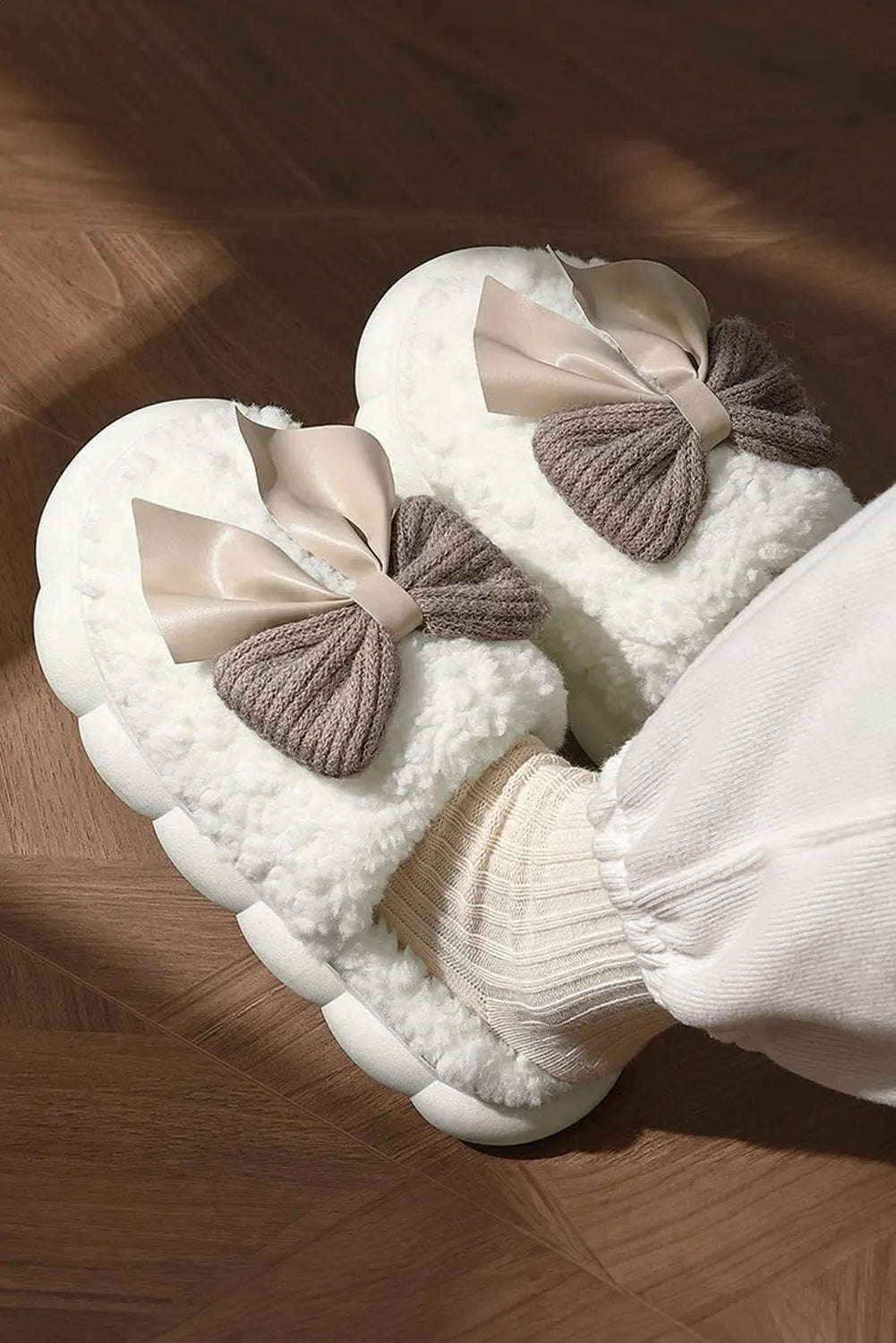 Camel Contrast Bowknot Applique Plush Winter Slippers - eAura