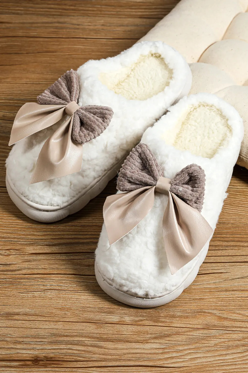 Camel Contrast Bowknot Applique Plush Winter Slippers - eAura