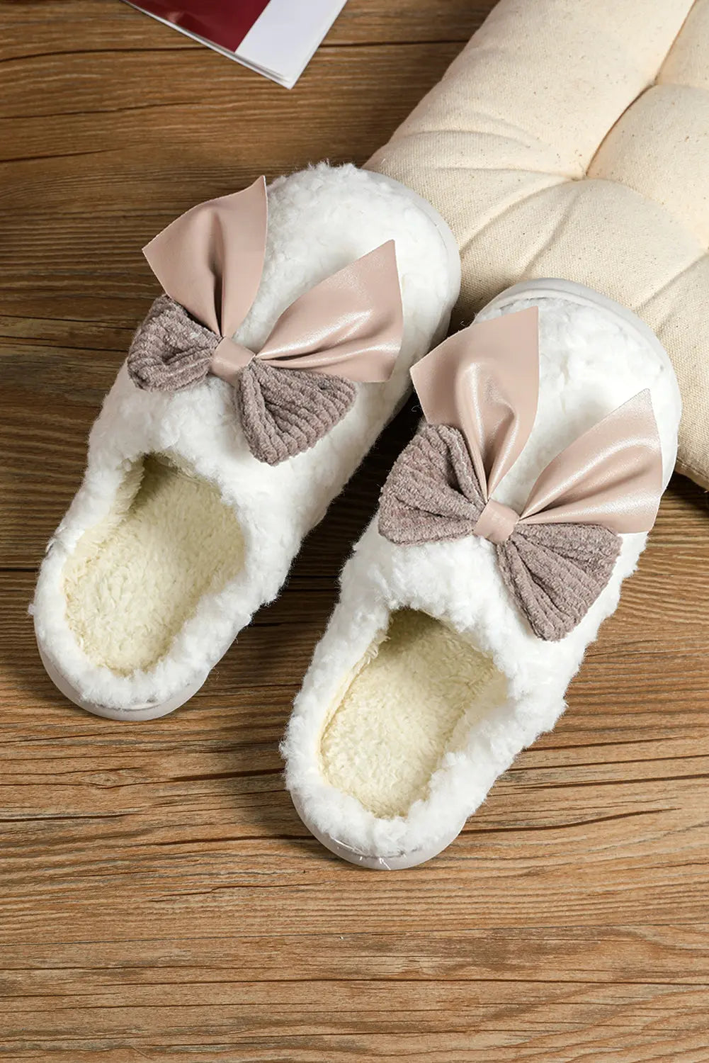 Camel Contrast Bowknot Applique Plush Winter Slippers - eAura