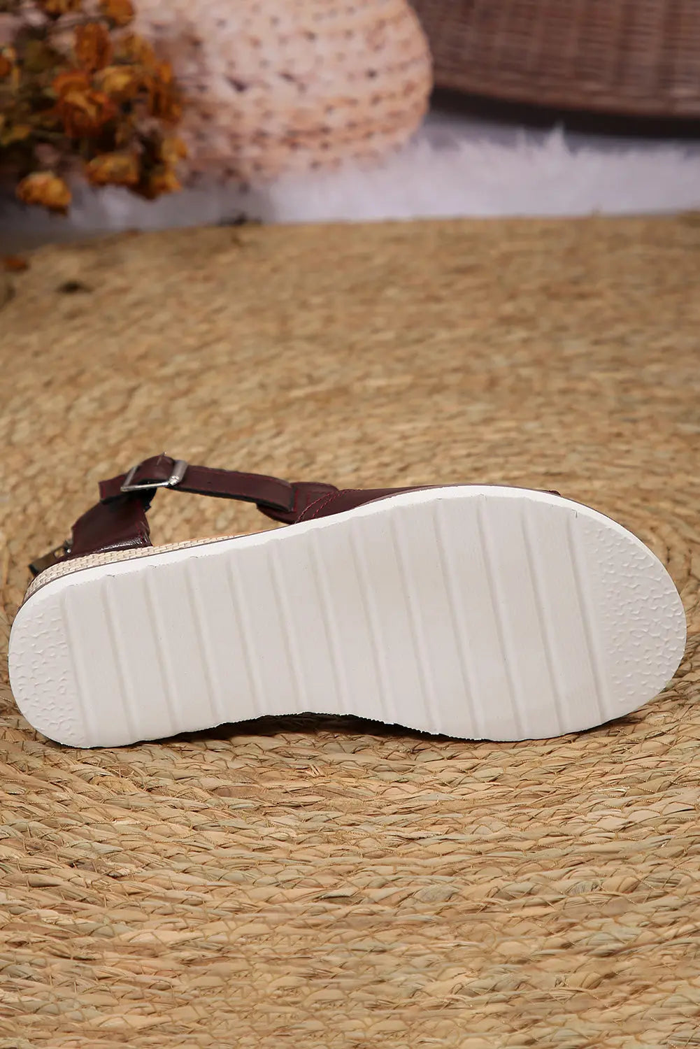 Cutout Buckle Strap Platform Wedge Sandals - eAura