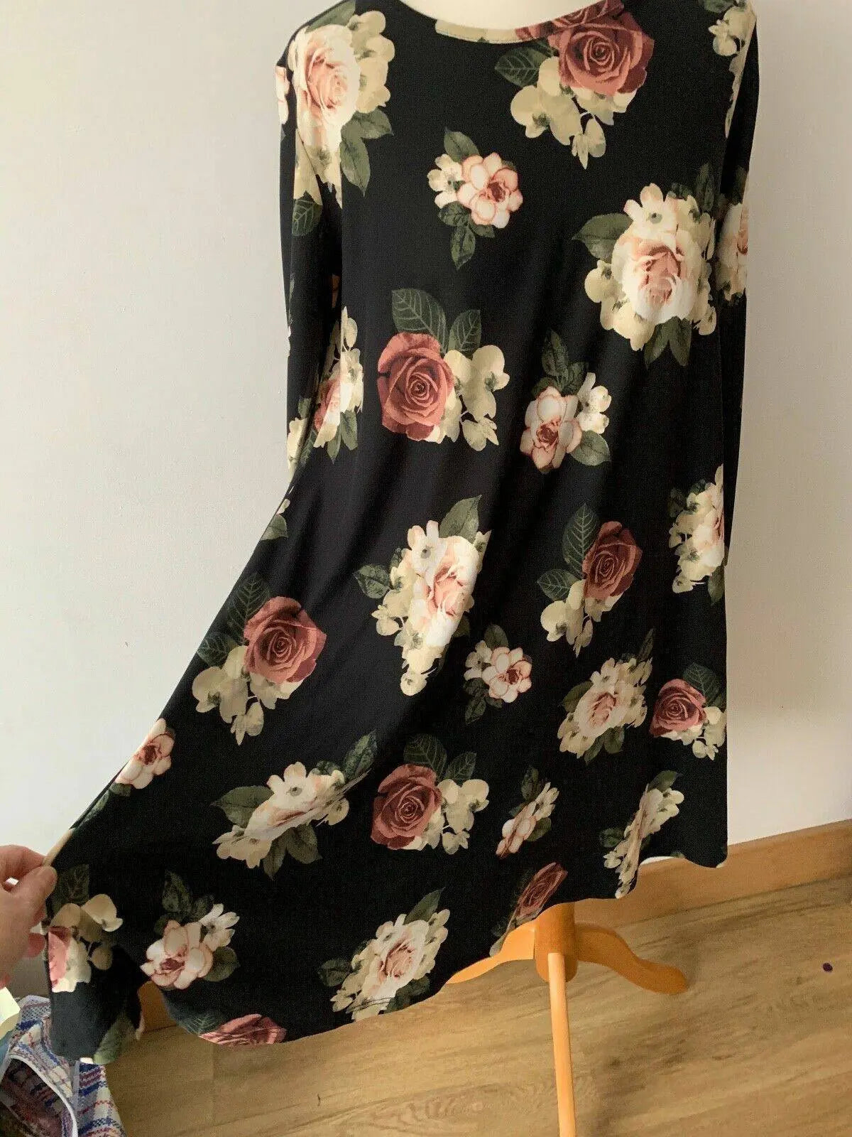 Floral Long Sleeve Swing Dress Pit to Pit 21.5" - BB Fashion Outlet