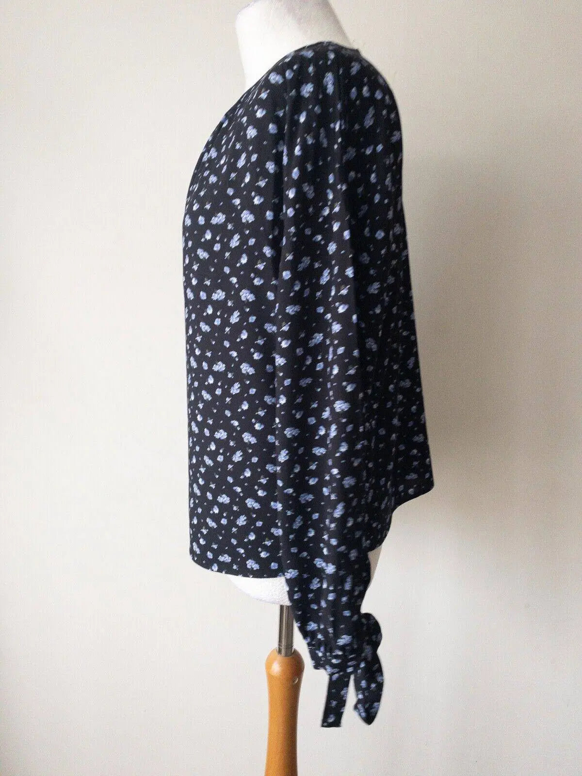Floral Navy Long Sleeve Top Tie Sleeves Size 10 - BB Fashion Outlet