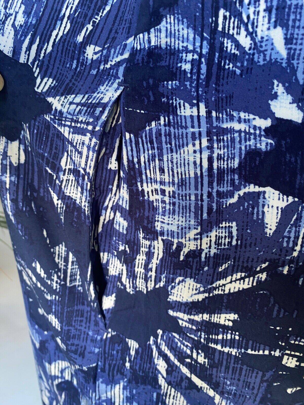 GAP VNK Dress Day Dress Size S Blue Floral - BB Fashion Outlet