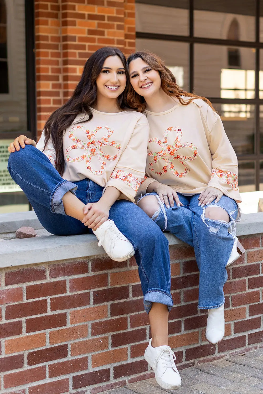 Grapefruit Orange Flower Patch Graphic Exposed Seam Wide Sleeve Top eAura