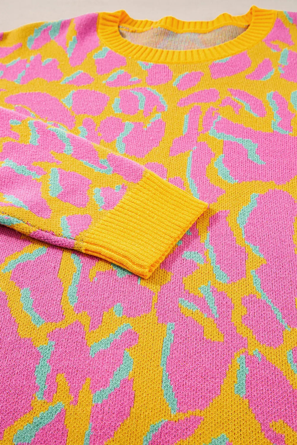 Green Abstract Print Ribbed Trim Baggy Sweater - eAura