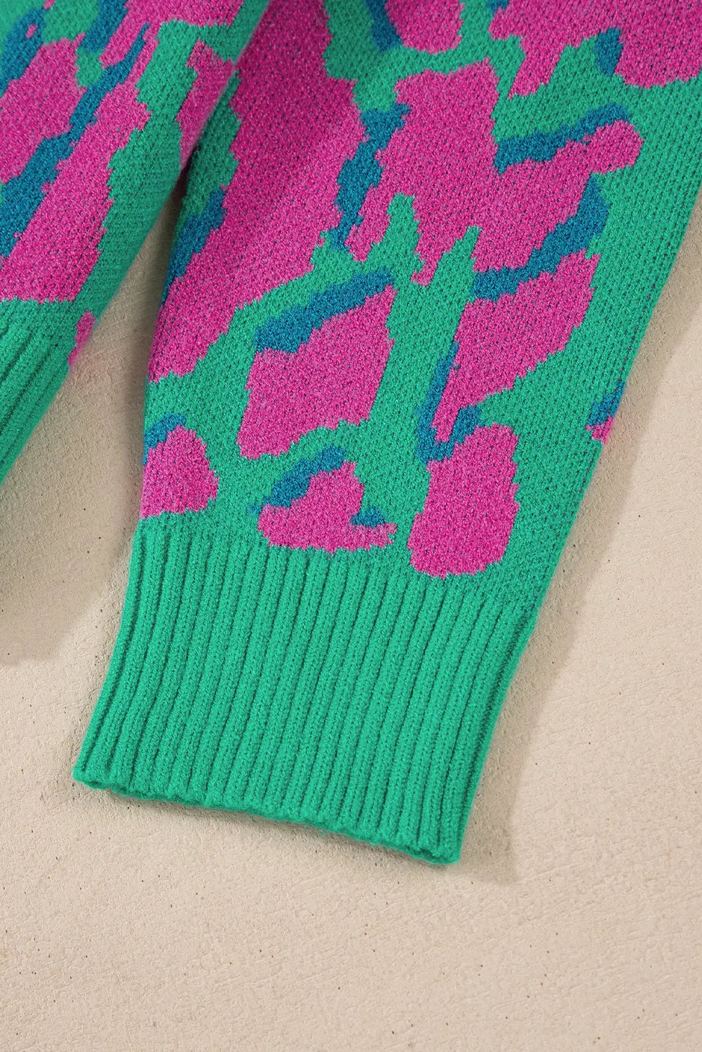 Green Abstract Print Ribbed Trim Baggy Sweater - eAura