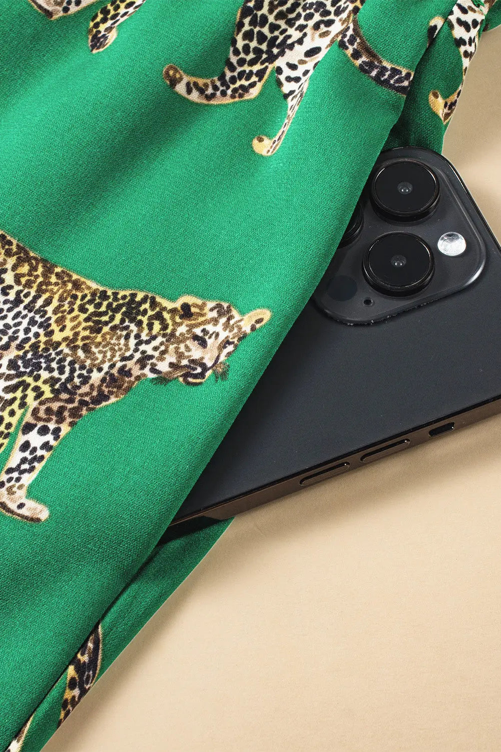 Green Cheetah Print Short Sleeve Shirt and Trousers Pajama Set eAura