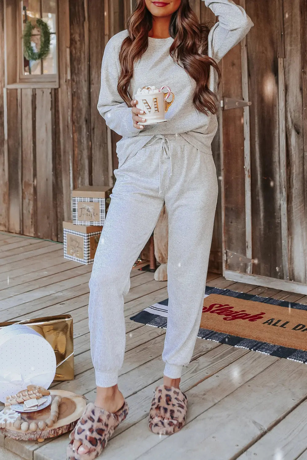Grey Long Sleeve Pullover and Jogger Trousers Lounge Set eAura