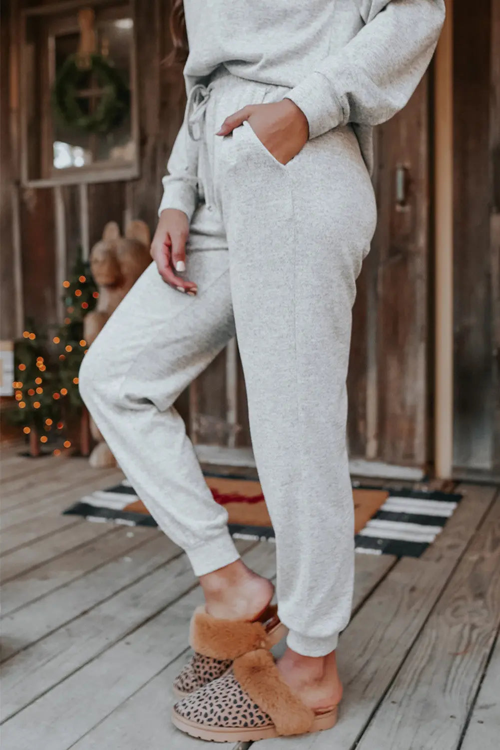 Grey Long Sleeve Pullover and Jogger Trousers Lounge Set eAura