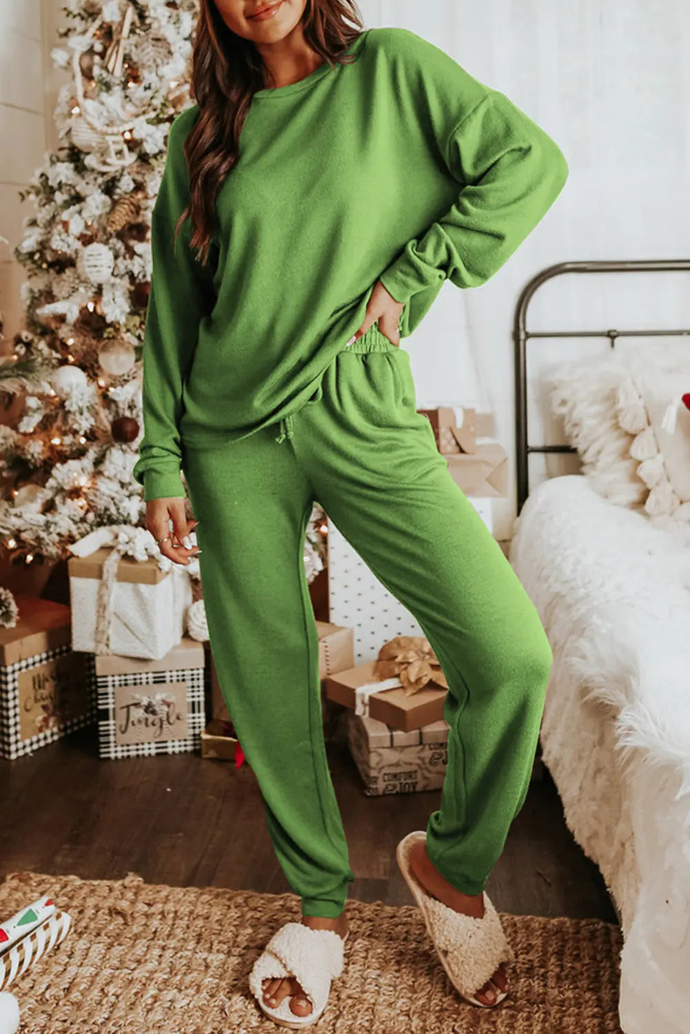 Grey Long Sleeve Pullover and Jogger Trousers Lounge Set eAura