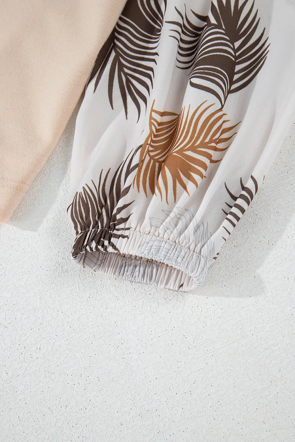 Jet Stream Palm Leaves Polka Dot Puff Sleeve Patchwork V Neck Loose Blouse eAura