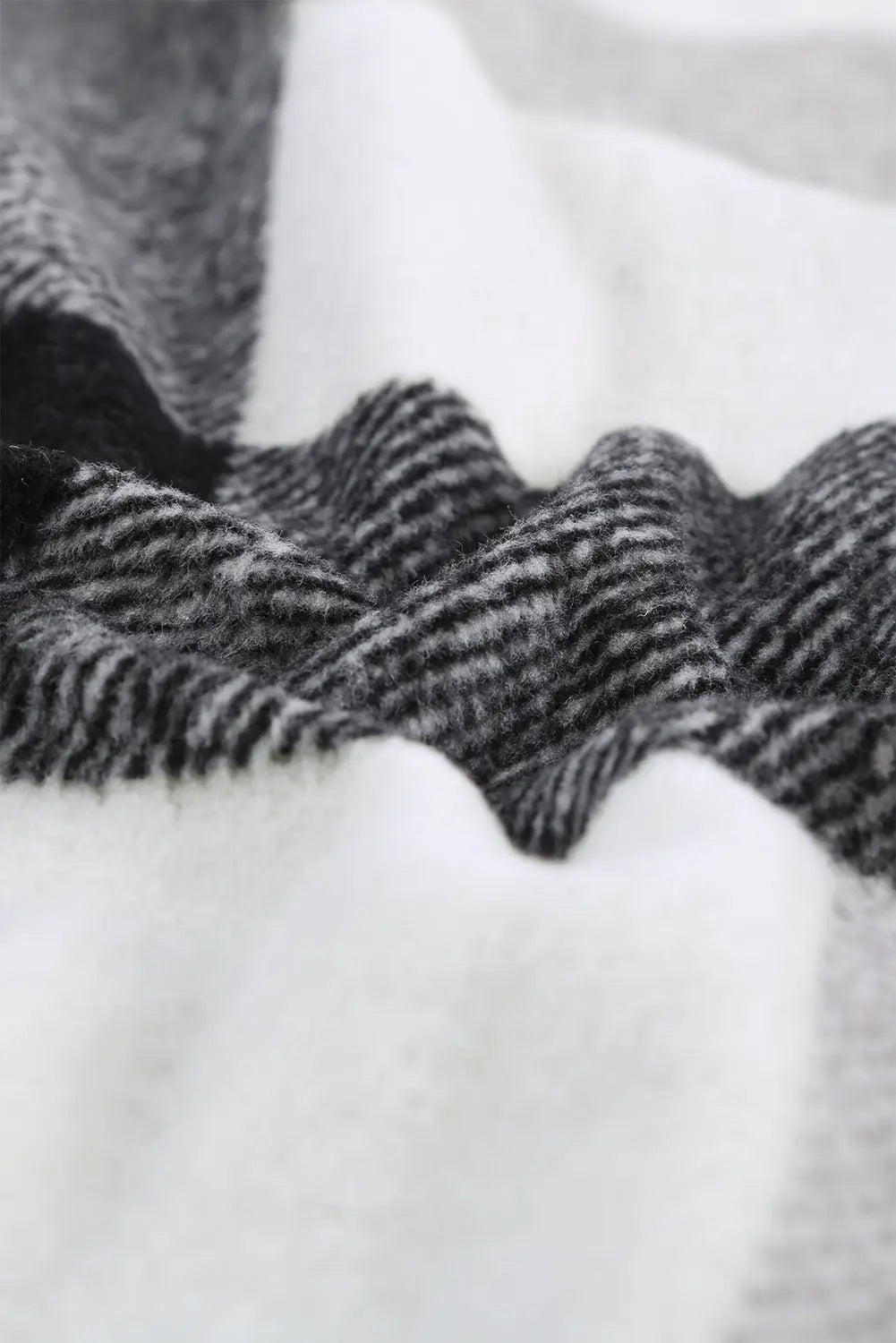 Khaki Plaid Colour Block Buttoned Long Sleeve Jacket with Pocket eAura