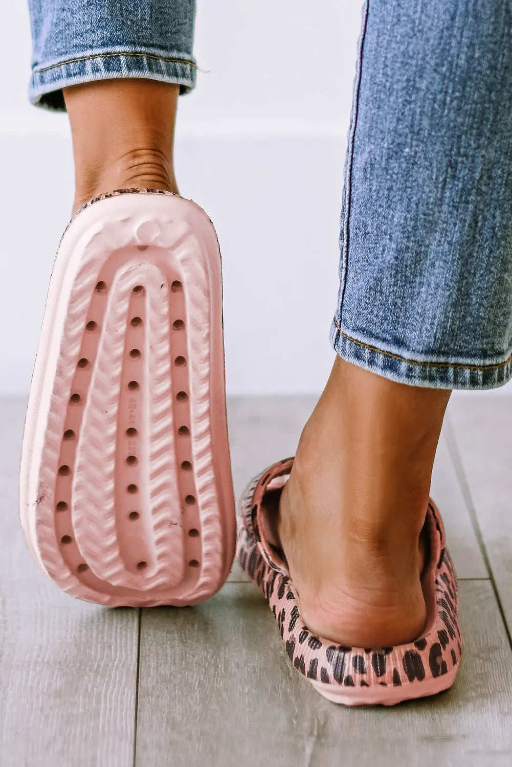 Leopard Print Thick Sole Slip On Sandals Beagle Boutique Fashion Outlet