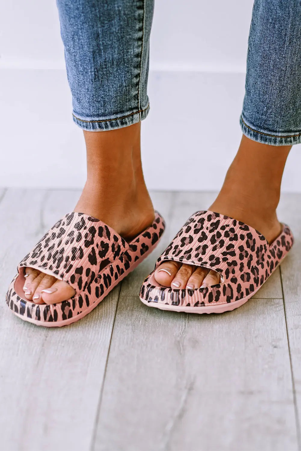 Leopard Print Thick Sole Slip On Sandals Beagle Boutique Fashion Outlet