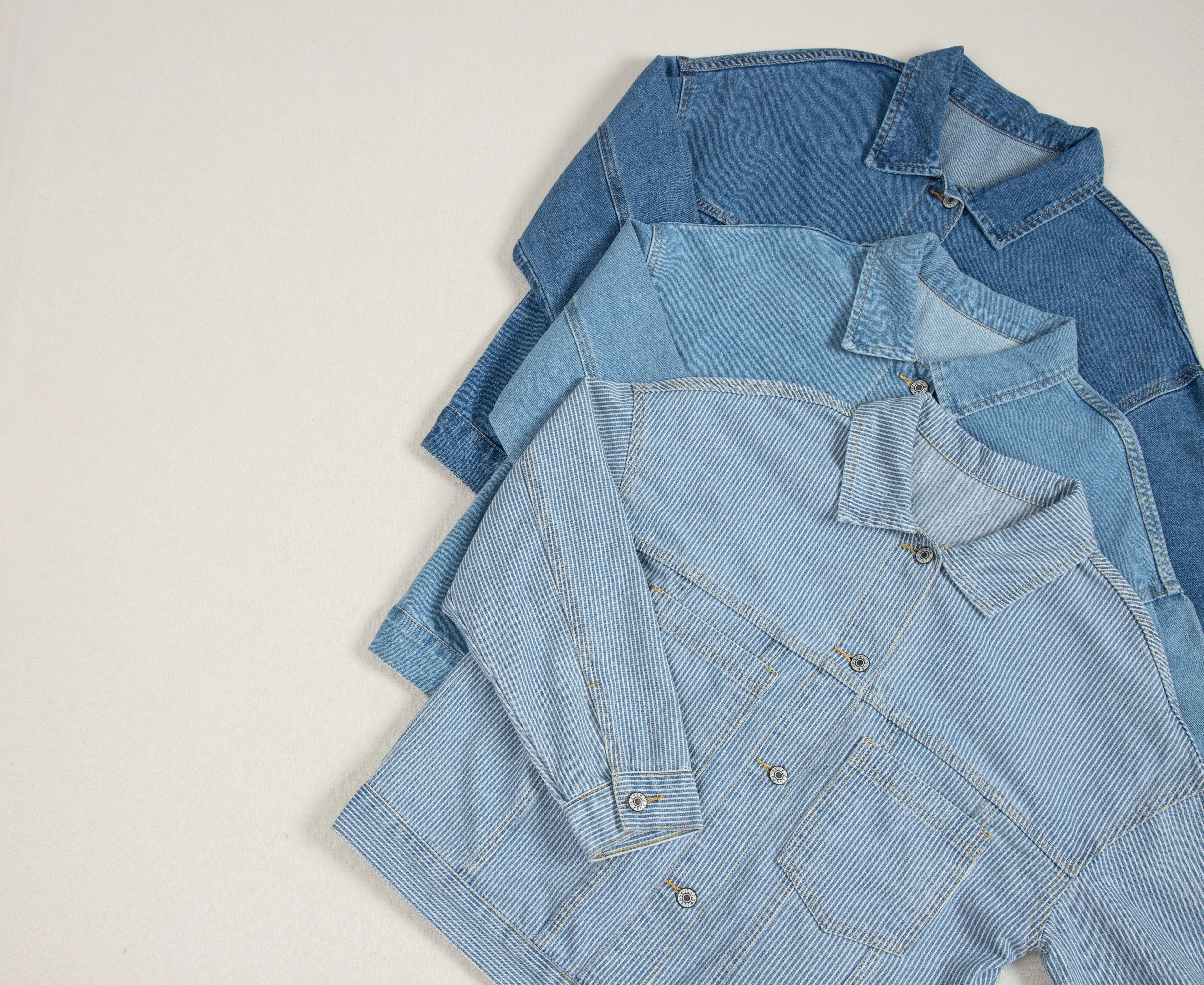Light Blue Washed Oversize Pocketed Denim Jacket - eAura
