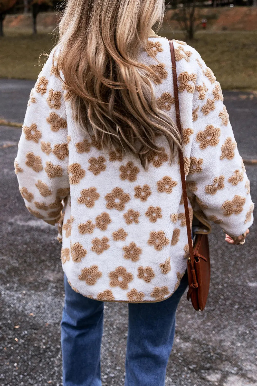 Light French Beige Cute Flower Pattern Button Up Fleece Jacket eAura